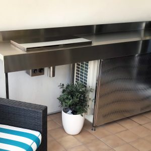 Stainless Deluxe Electric Built in Barbecue - Balcony