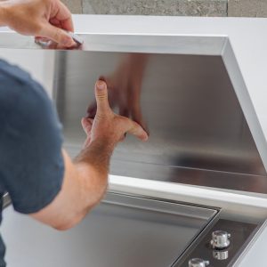 Infinity Teppanyaki 600 BBQ – Flat Lid Removable Taking Off