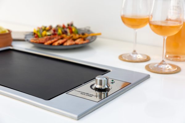 Australian made built-in reversible Eclipse BBQ