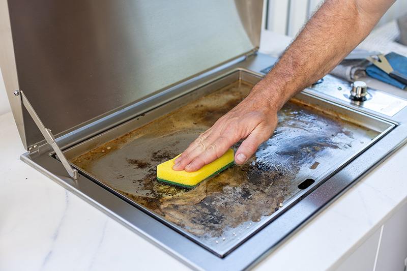 How to clean your stainless steel Cookout BBQ