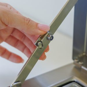 Infinity Teppanyaki 900 BBQ-Flat Lid Hinging