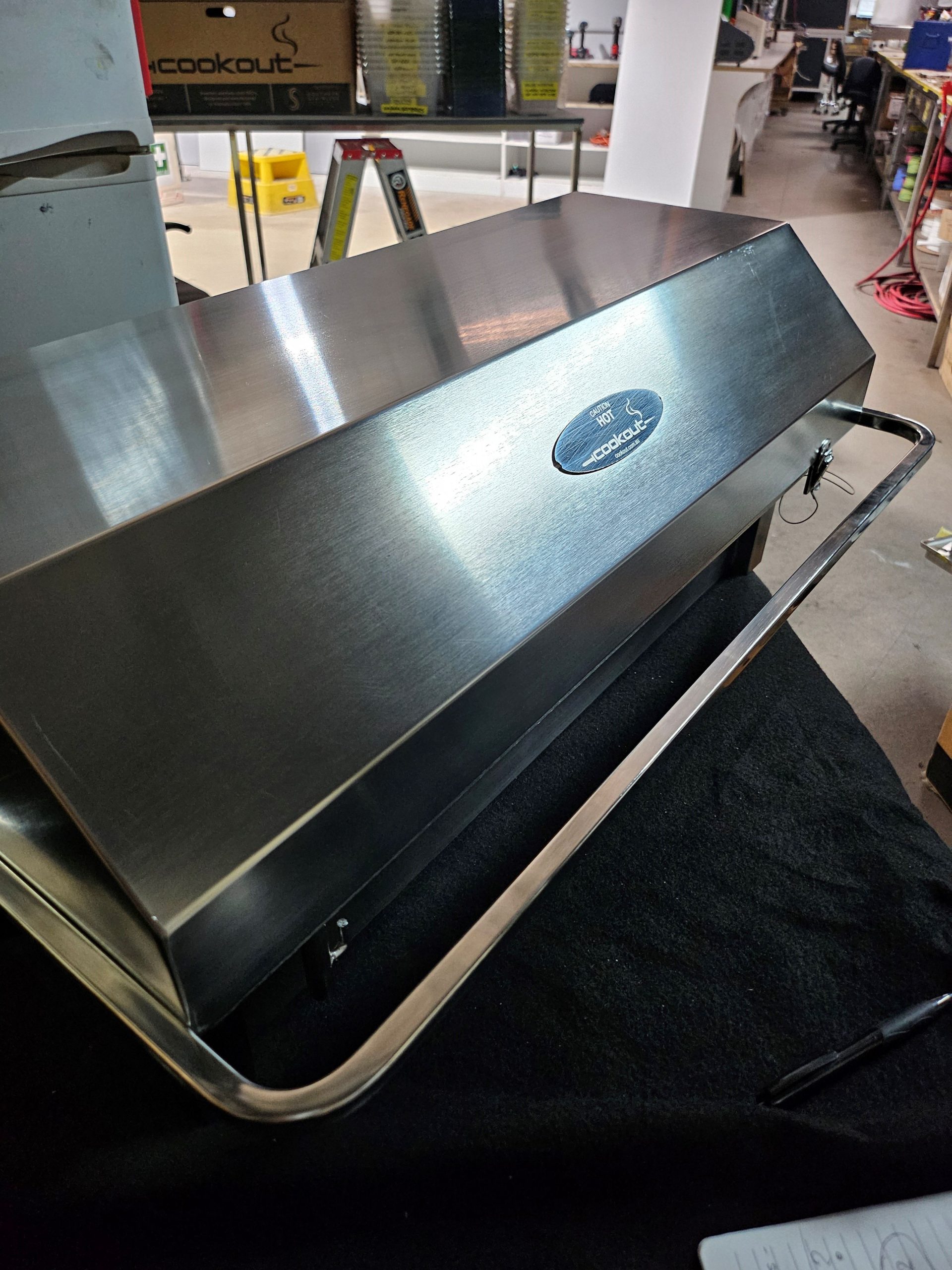 Refurbished Deluxe Gas Portable BBQ - Image 4