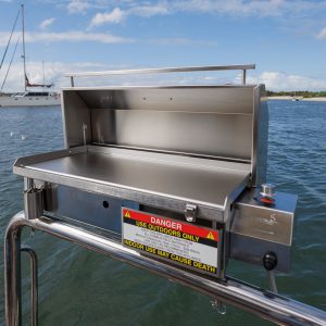 Deluxe Gas Portable BBQ-Mounted on Boat Stern Rail