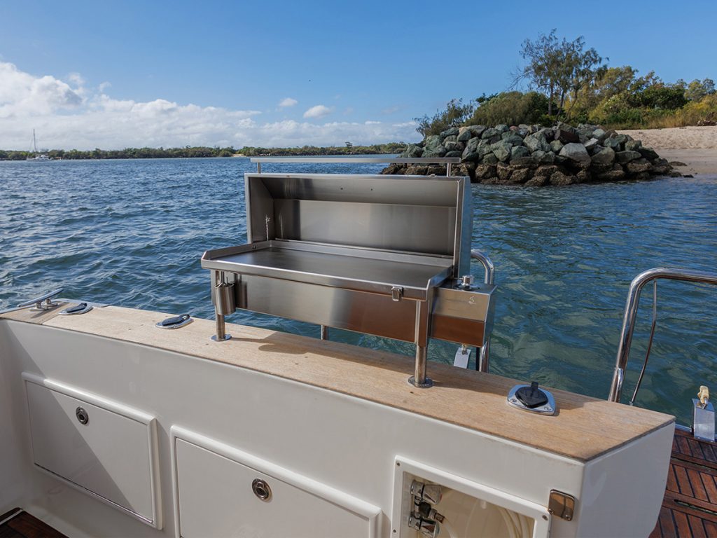 Explore Portable BBQs-Deluxe Electric Portable BBQ